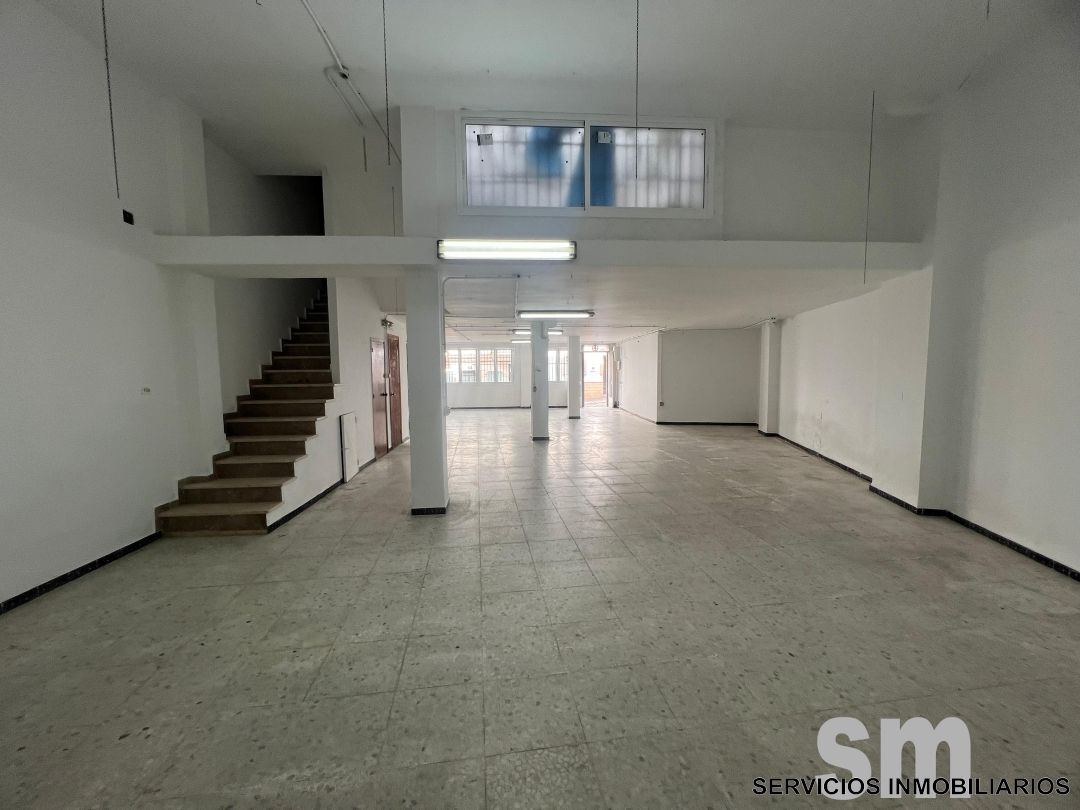 local en venta en ubrique